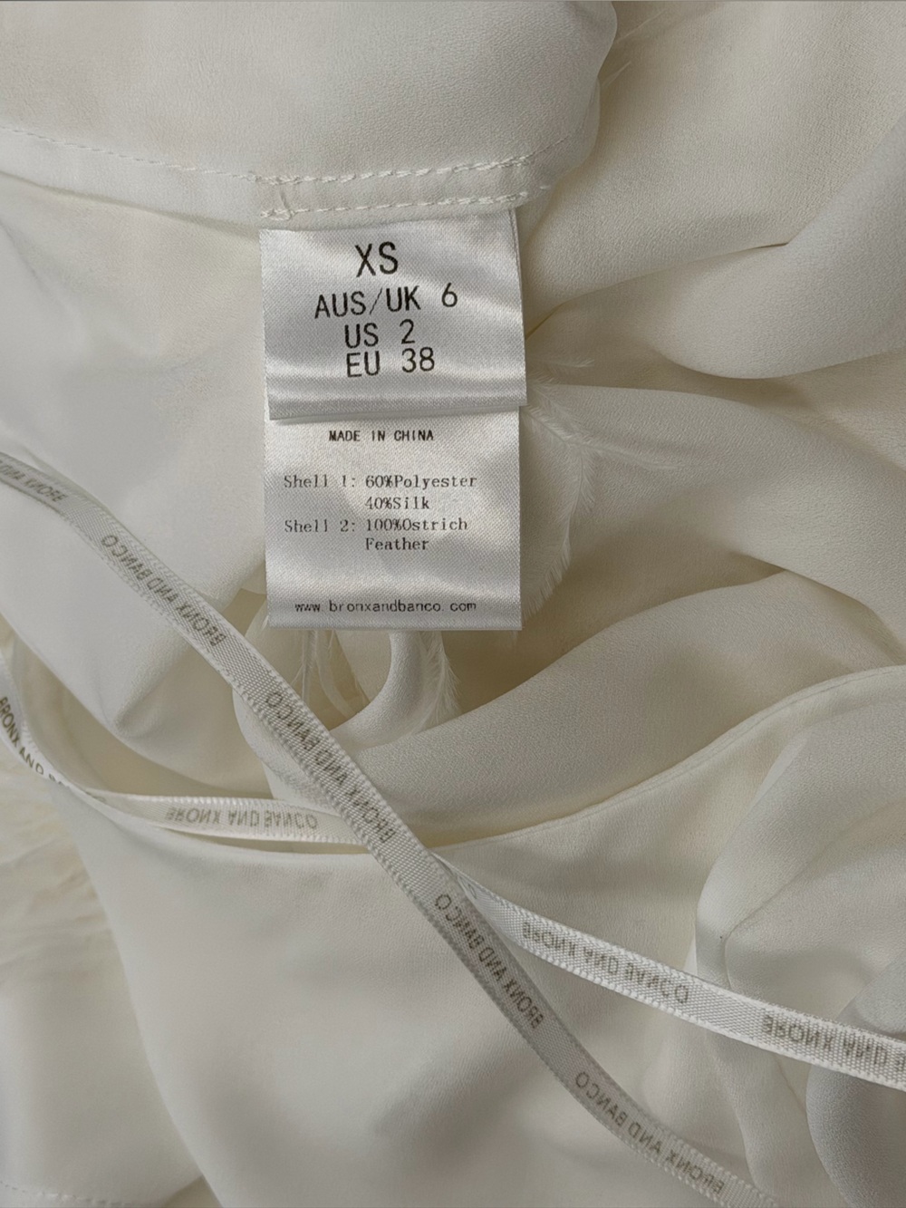 🆕 BRONX & BANCO 🧿 NWOT Madeline Halterneck Feathered Gown, White - Sz XS US 2 - Picture 14 of 14